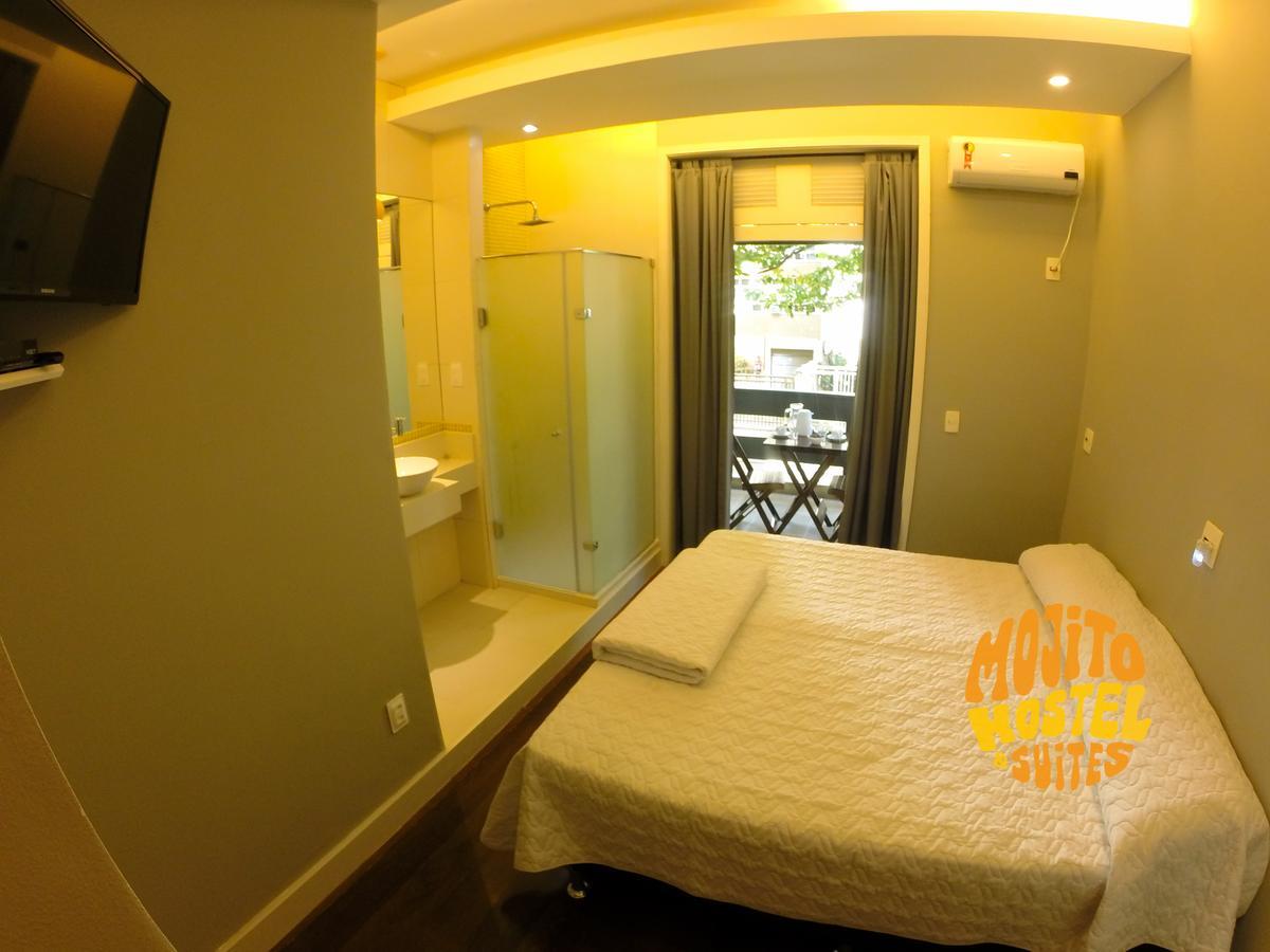 Mojito Hostel & Suites Ipanema Рио де Жанейро Стая снимка